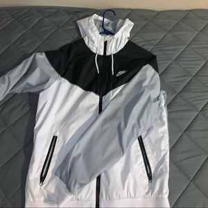 Nike Wind Breaker